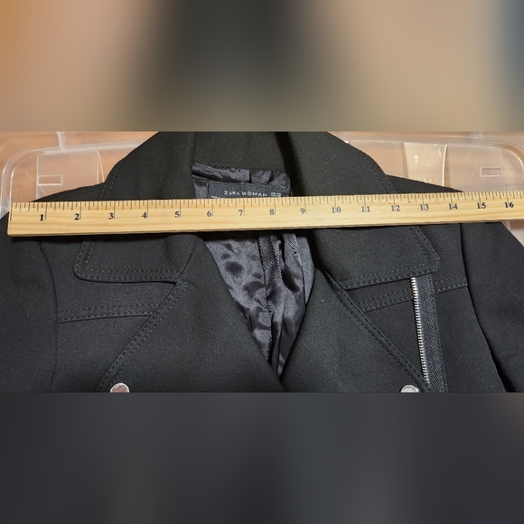 Zara Black Coat - Picture 10 of 10